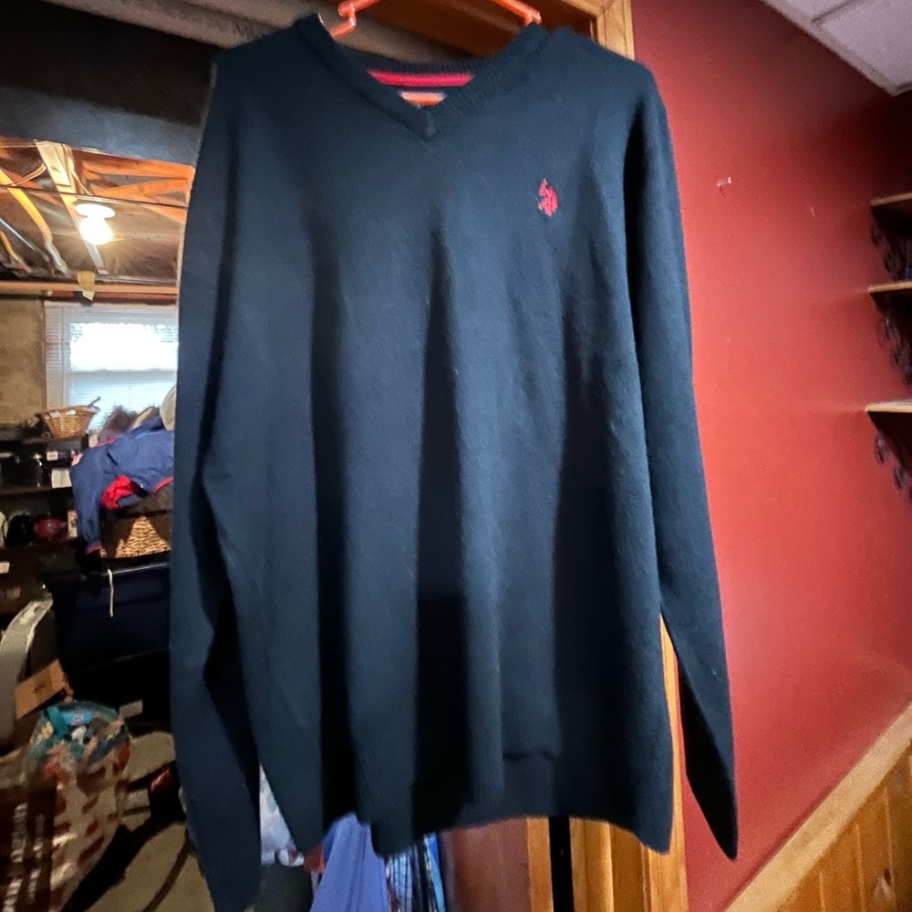 Men's Black Sweater